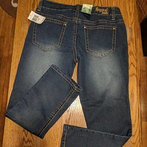 Request jeans, NEW with tags, crop, sz 9/29